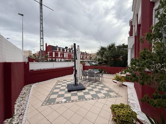 4 quarto Bungalow para venda em Altabix, Elche / Elx com piscina - 630 000 € (Ref: 9825404)