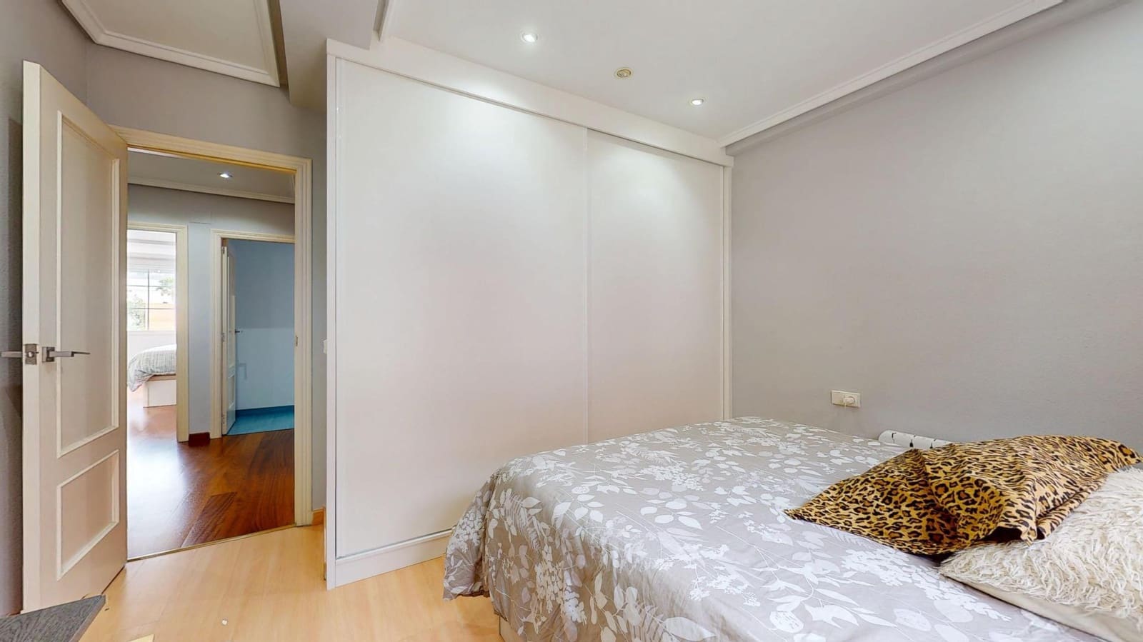 4 bedroom Bungalow for sale in Elche / Elx with pool - € 630,000 (Ref: 9825404)