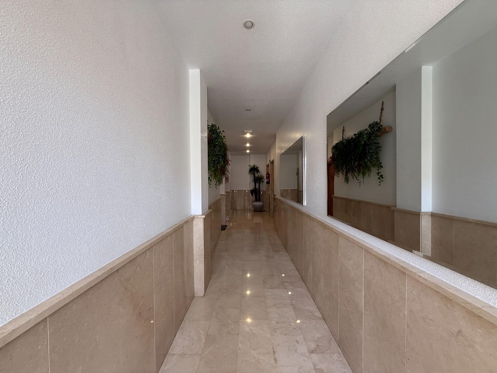 3 bedroom Flat for sale in Elche / Elx with pool garage - € 359,000 (Ref: 9963227)