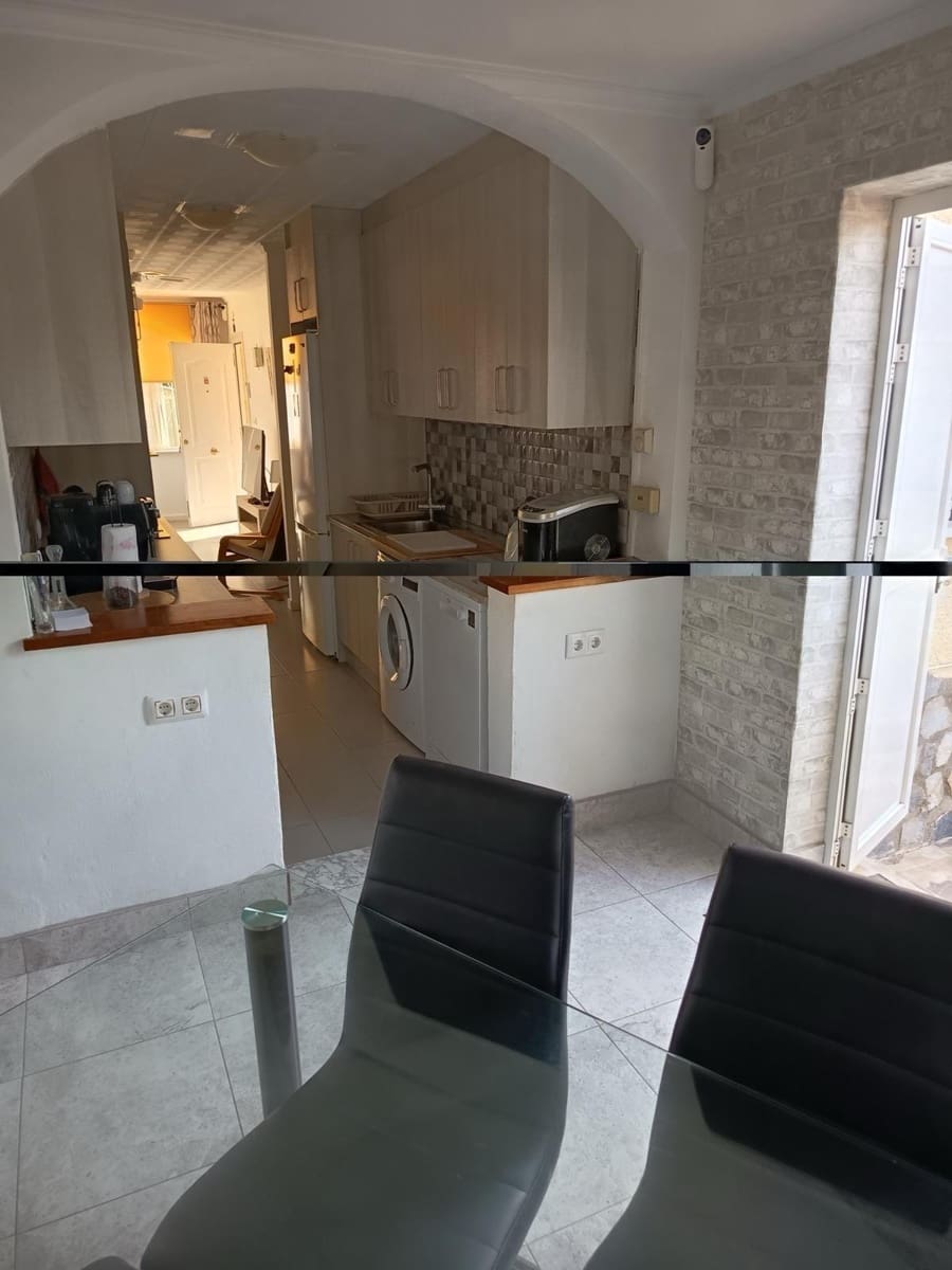 3 makuuhuone Bungalow myytävänä paikassa San Fulgencio mukana uima-altaan - 295 000 € (Ref: 9975563)