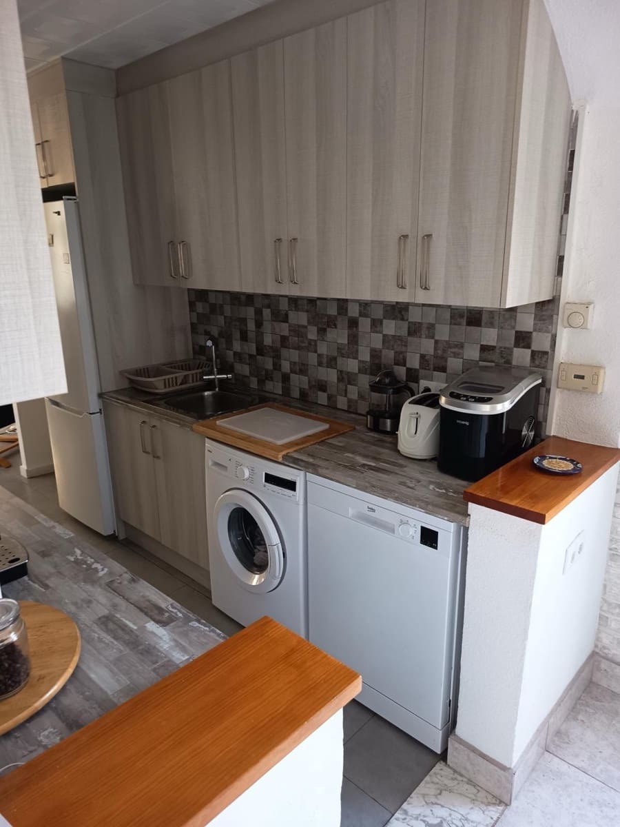 3 makuuhuone Bungalow myytävänä paikassa San Fulgencio mukana uima-altaan - 295 000 € (Ref: 9975563)