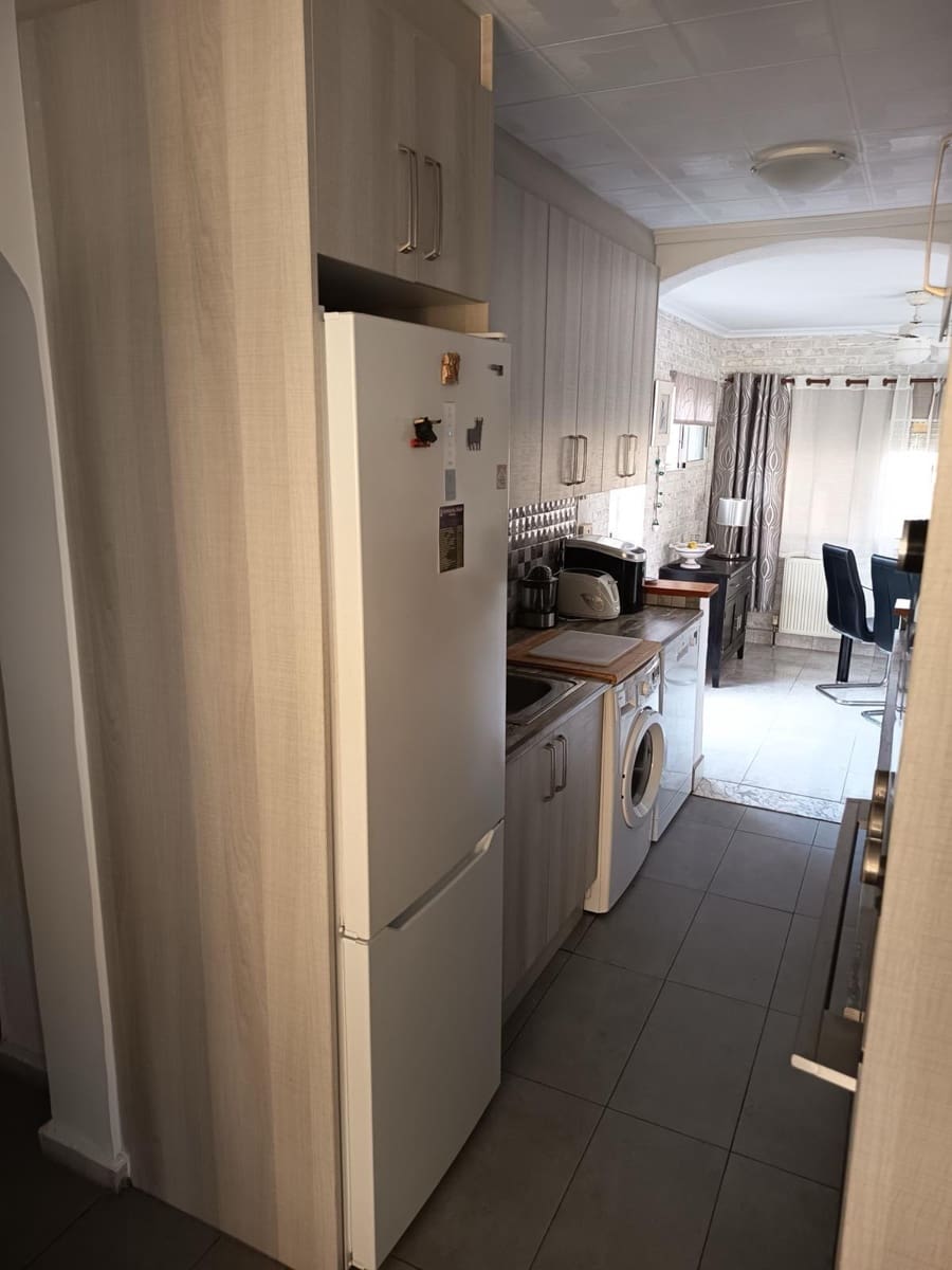 3 makuuhuone Bungalow myytävänä paikassa San Fulgencio mukana uima-altaan - 295 000 € (Ref: 9975563)