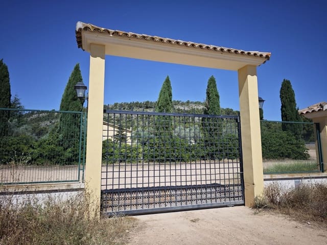 4 bedroom Finca/Country House for sale in Ayora - € 3,500,000 (Ref: 10043164)
