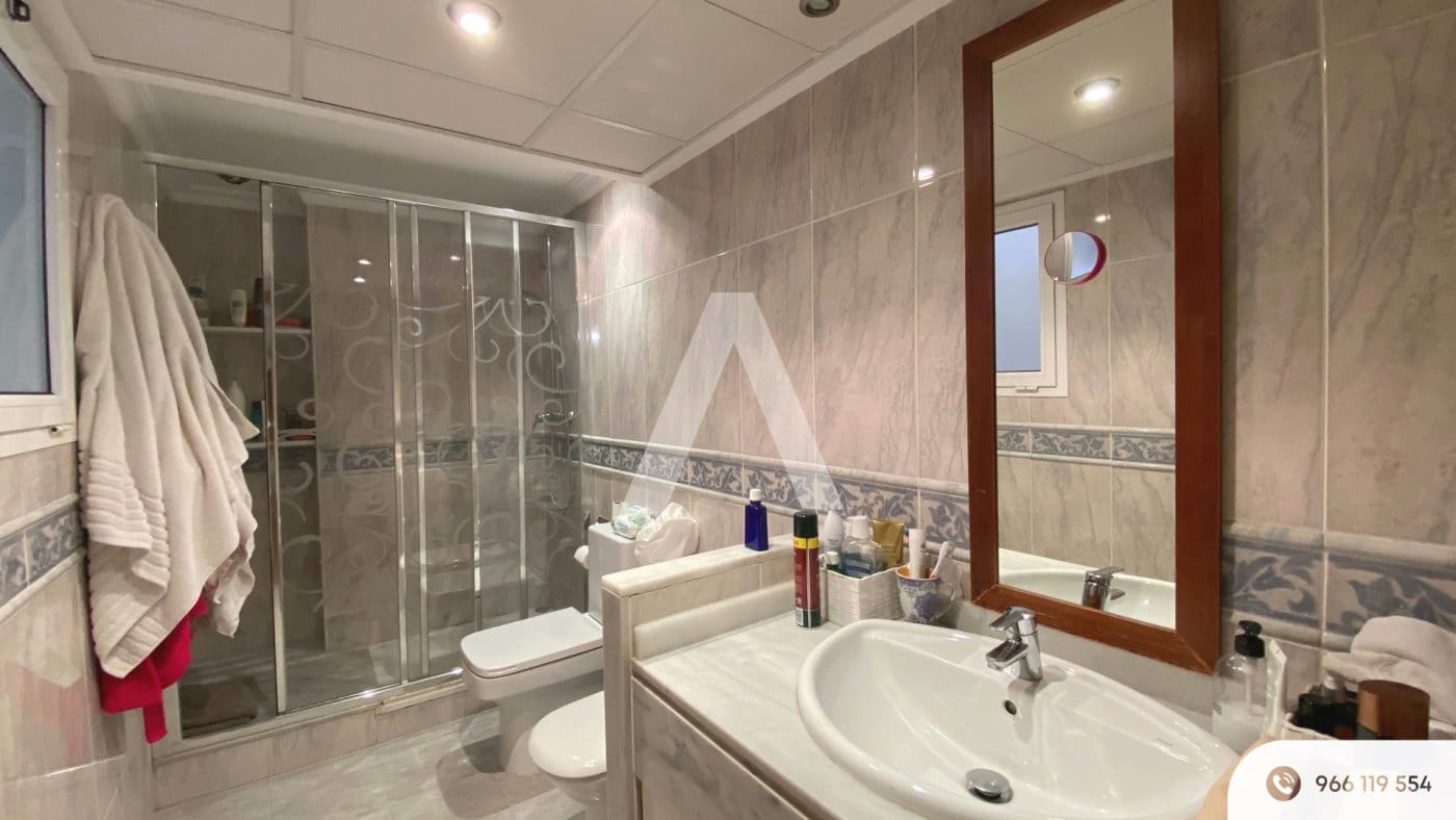 4 quarto Apartamento para venda em Villena com garagem - 280 000 € (Ref: 10086357)