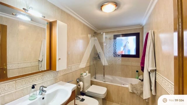 4 quarto Apartamento para venda em Villena com garagem - 280 000 € (Ref: 10086357)
