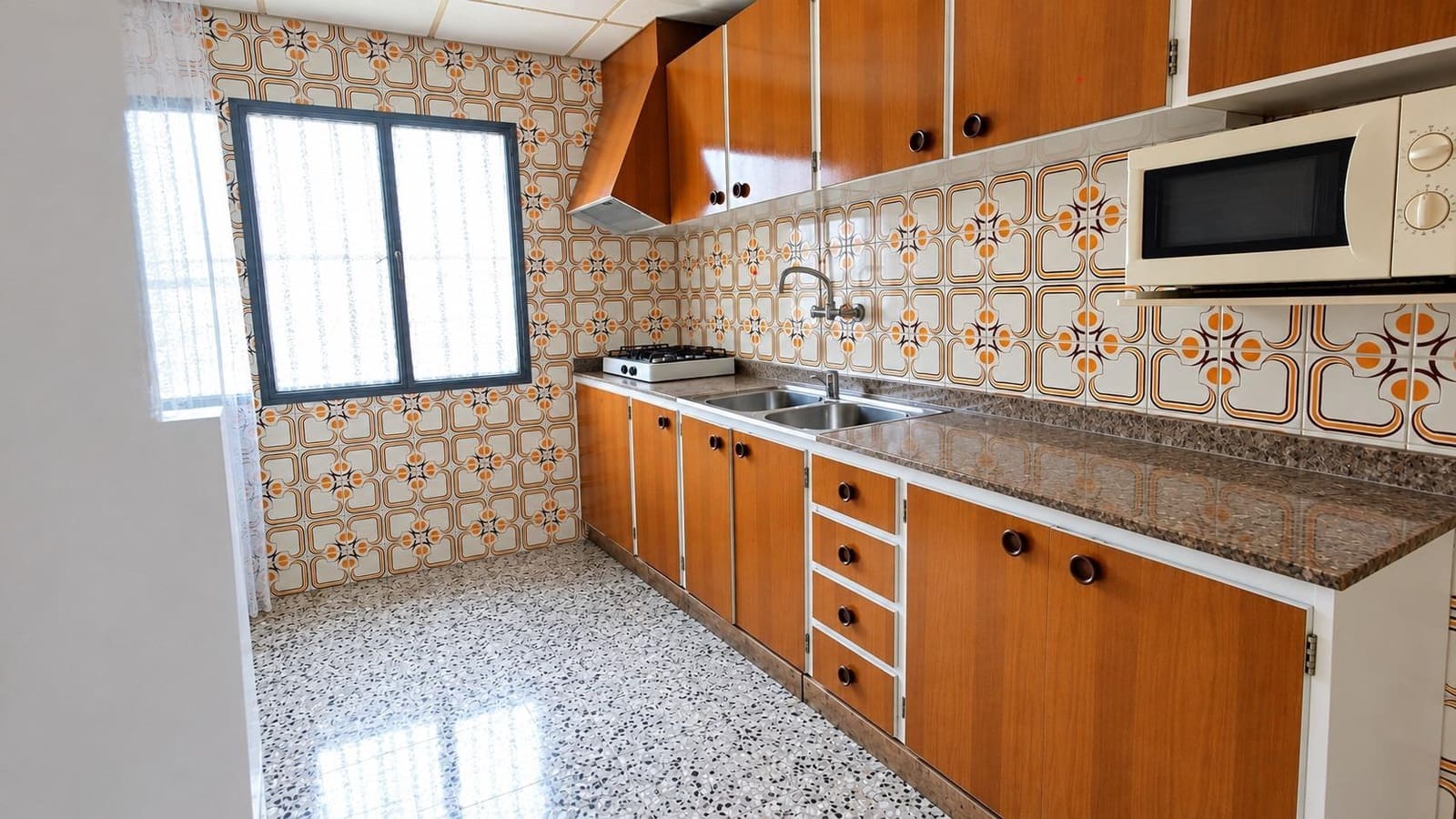 Finca/Casa Rural de 3 habitaciones en Villena en venta con piscina - 115.000 € (Ref: 10100367)