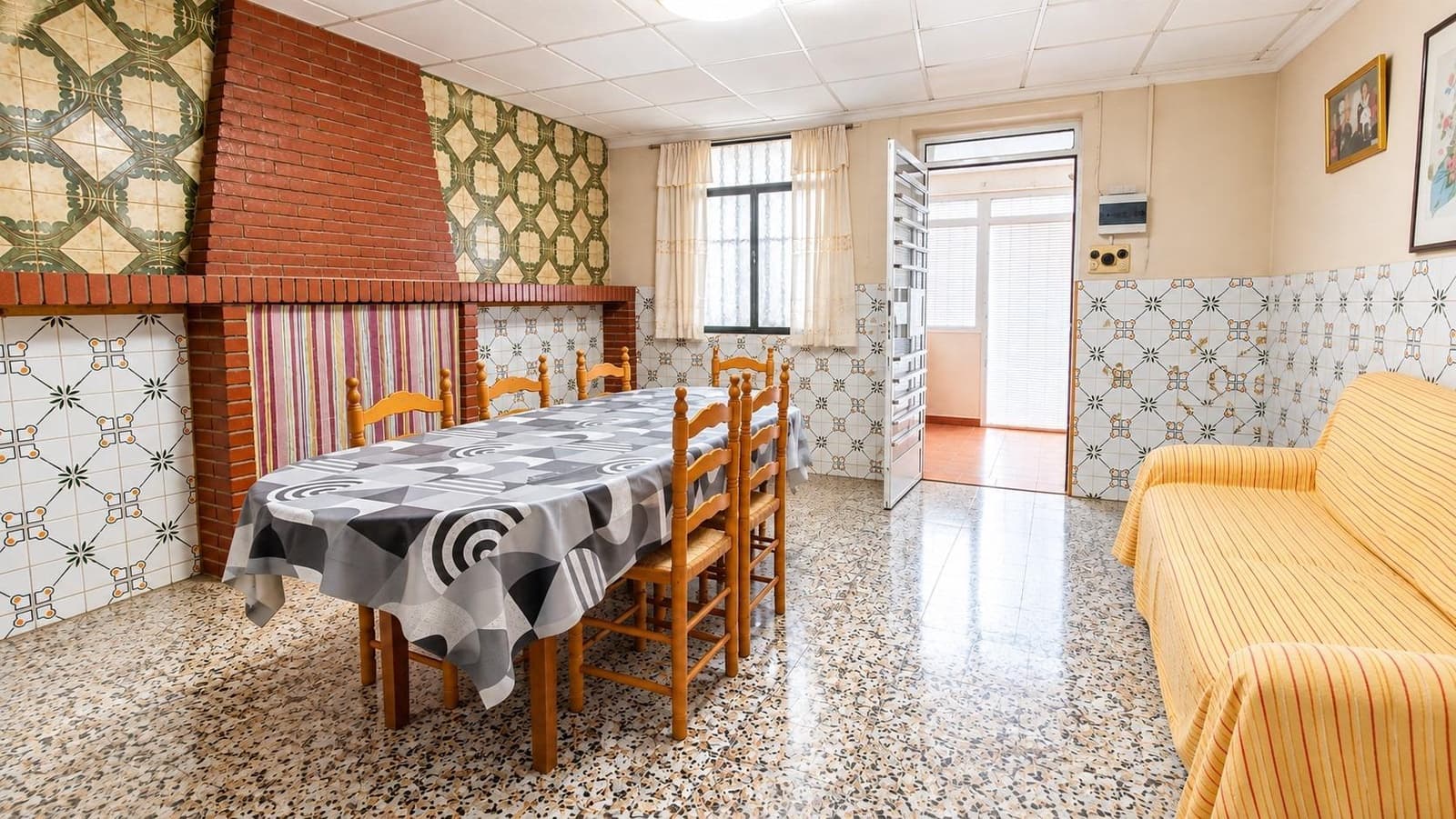 Finca/Casa Rural de 3 habitaciones en Villena en venta con piscina - 115.000 € (Ref: 10100367)