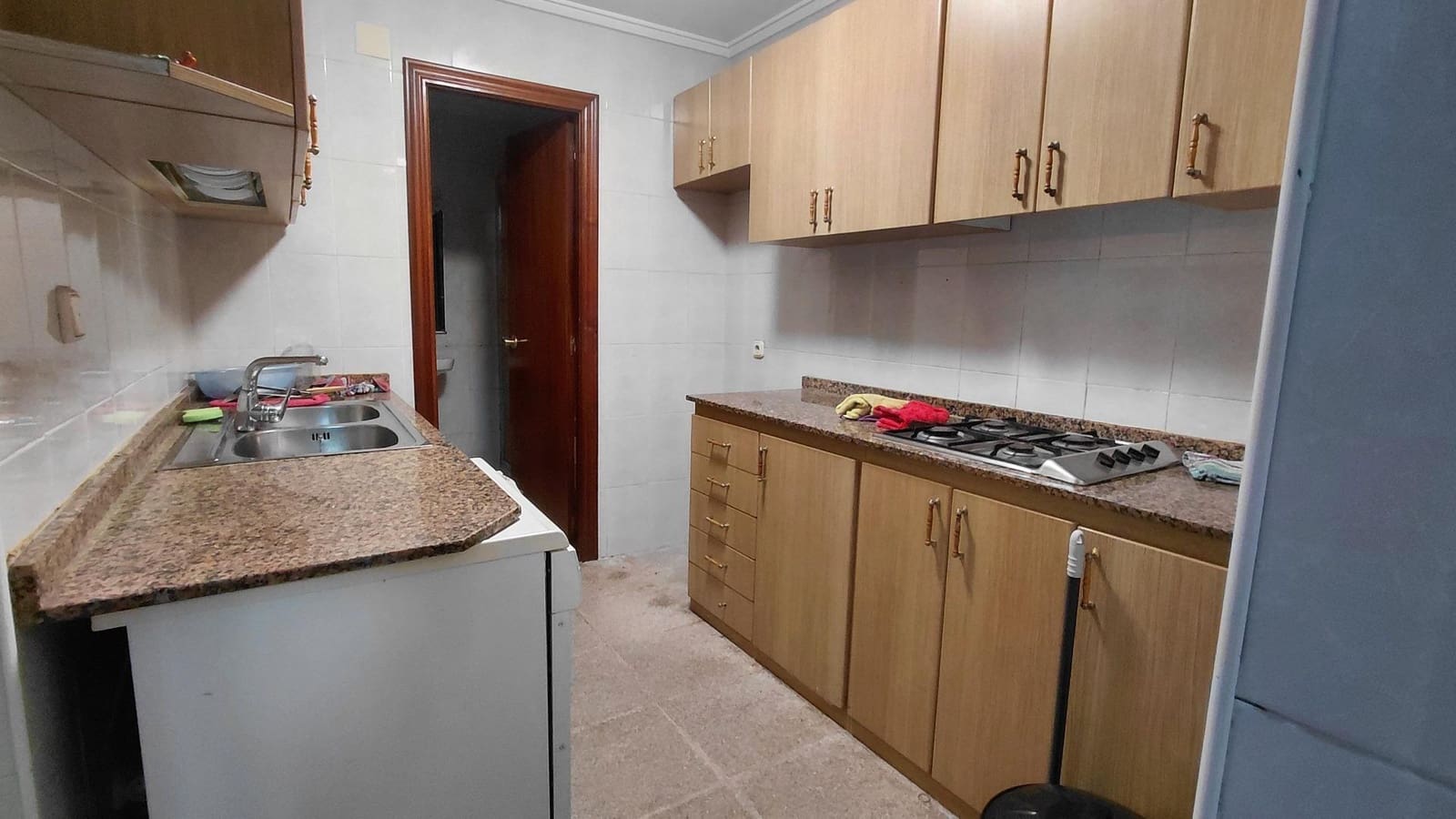 4 camera da letto Casa in vendita in Canada con garage - 105.000 € (Rif: 10131806)