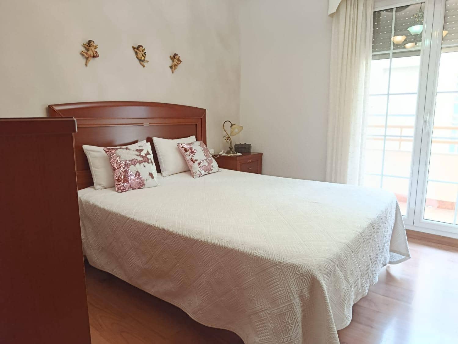 4 makuuhuone Asunto myytävänä paikassa Villena - 125 000 € (Ref: 9273618)