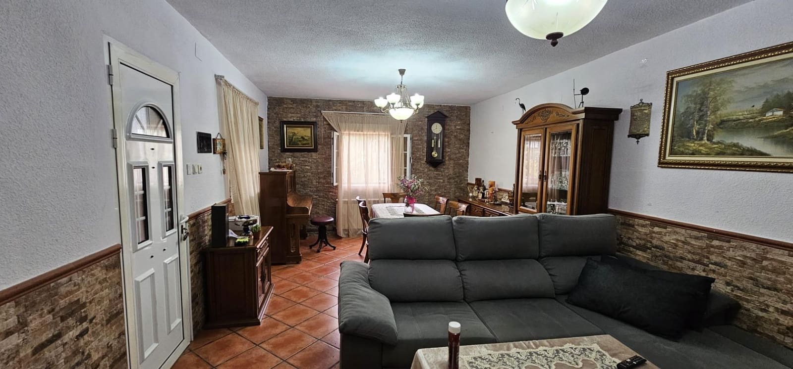 4 chambre Villa/Maison à vendre à Villena avec piscine garage - 260 000 € (Ref: 9273639)