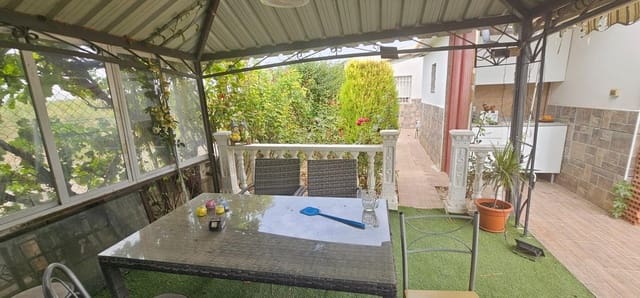 4 soveværelse Villa til salg i Villena med swimmingpool garage - € 260.000 (Ref: 9273639)