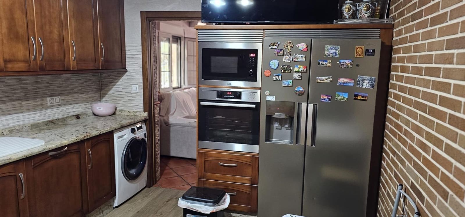 4 slaapkamer Villa te koop in Villena met zwembad garage - € 260.000 (Ref: 9273639)