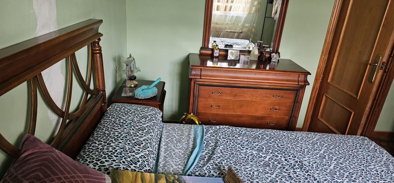 4 slaapkamer Villa te koop in Villena met zwembad garage - € 260.000 (Ref: 9273639)