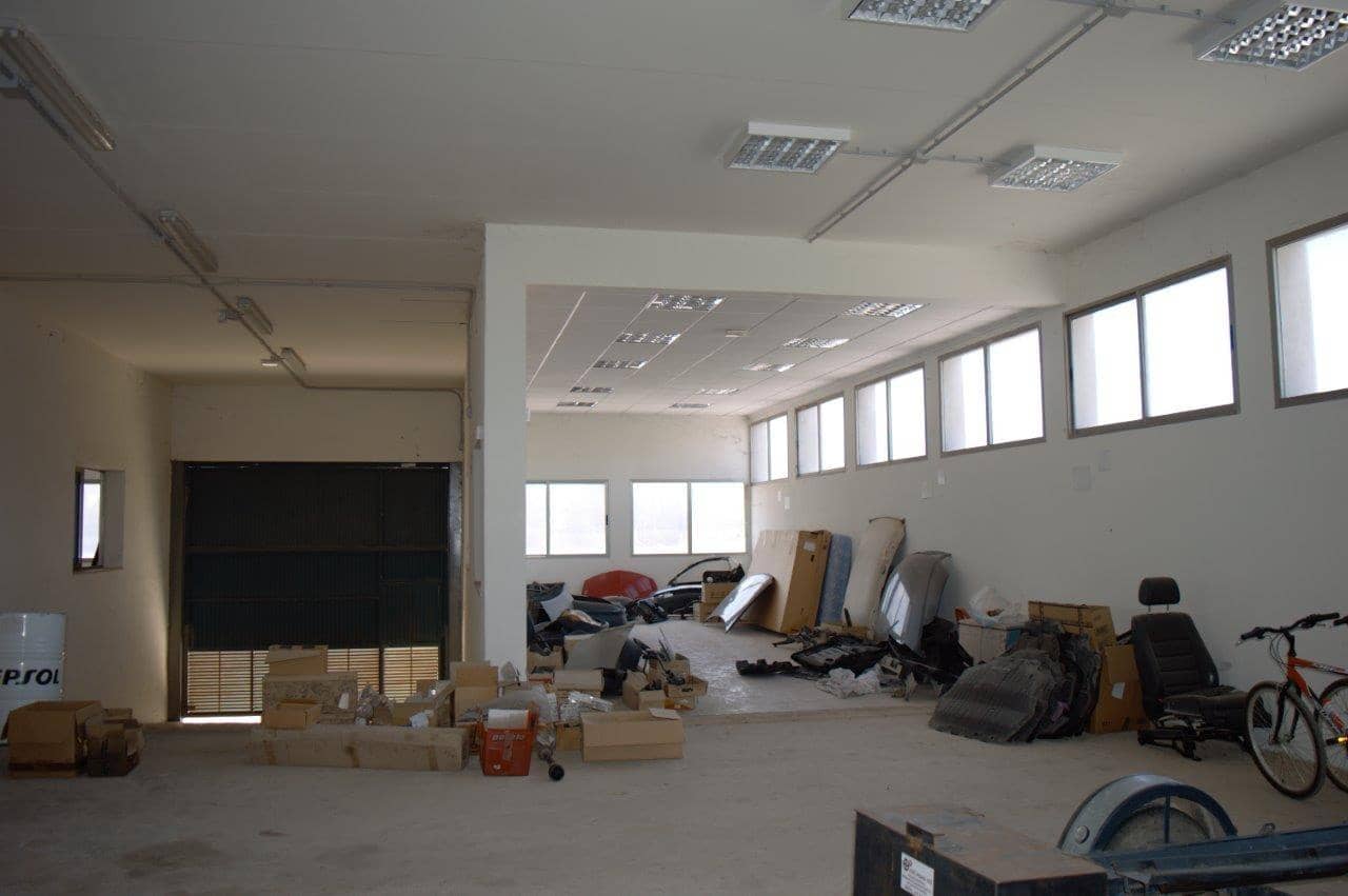 Yritys myytävänä paikassa Villena - 1 200 000 € (Ref: 9273661)