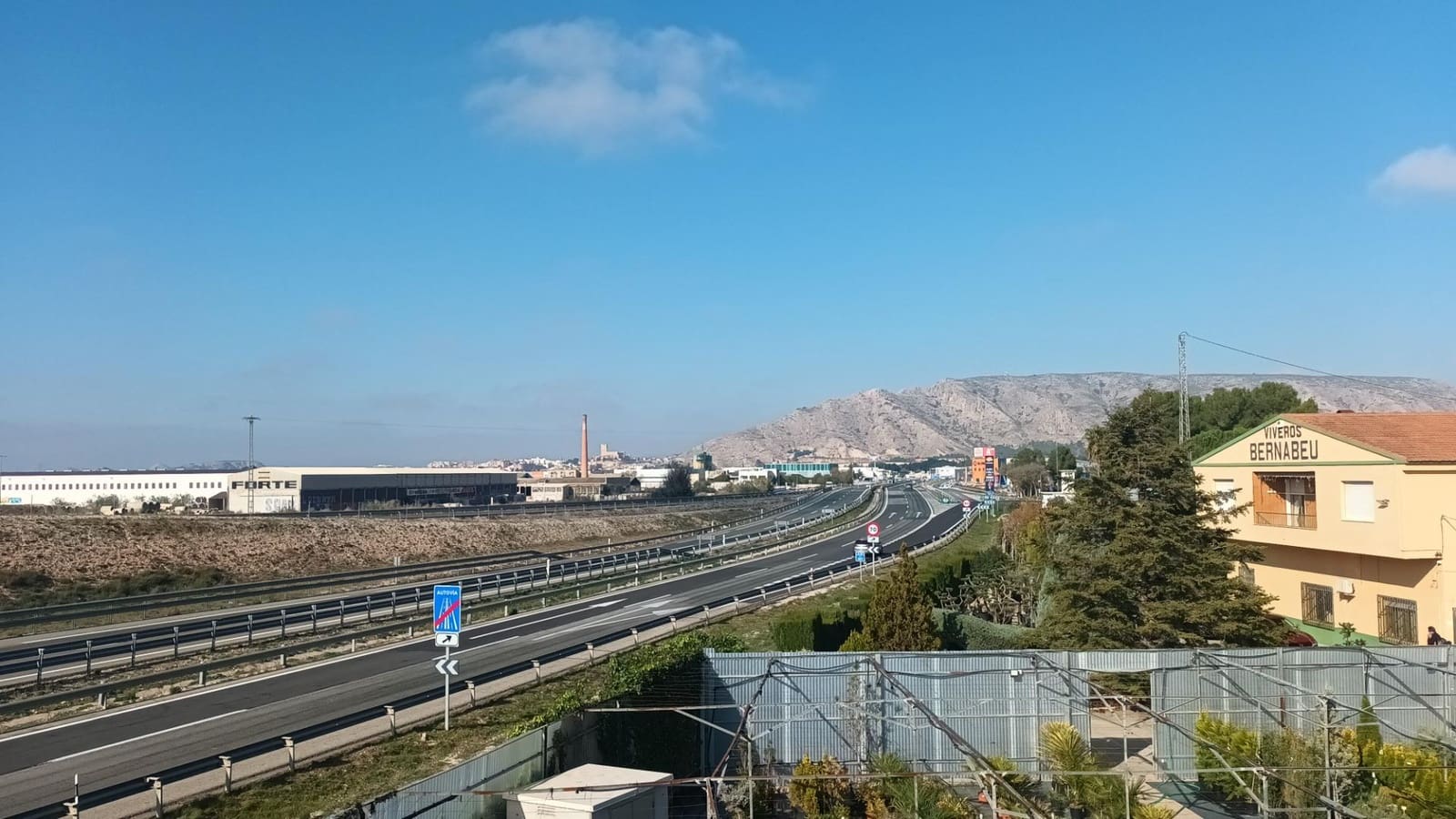 Business for sale in Villena - € 1,200,000 (Ref: 9273661)