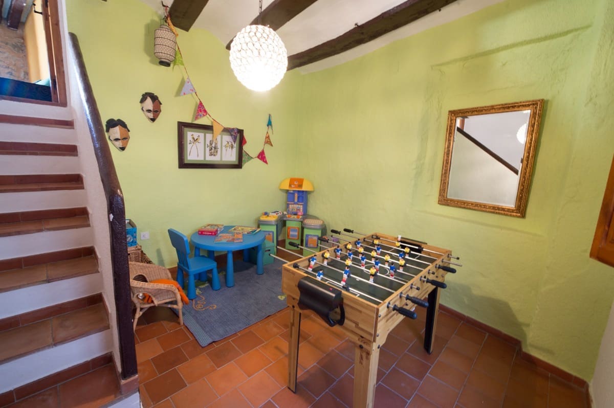 3 bedroom Townhouse for sale in Biar - € 205,000 (Ref: 9276496)