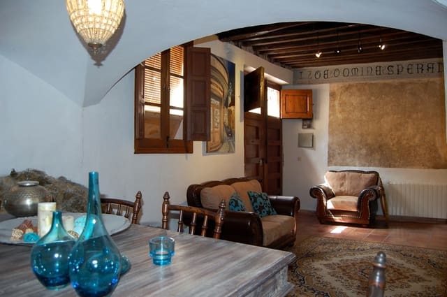 3 bedroom Townhouse for sale in Biar - € 205,000 (Ref: 9276496)