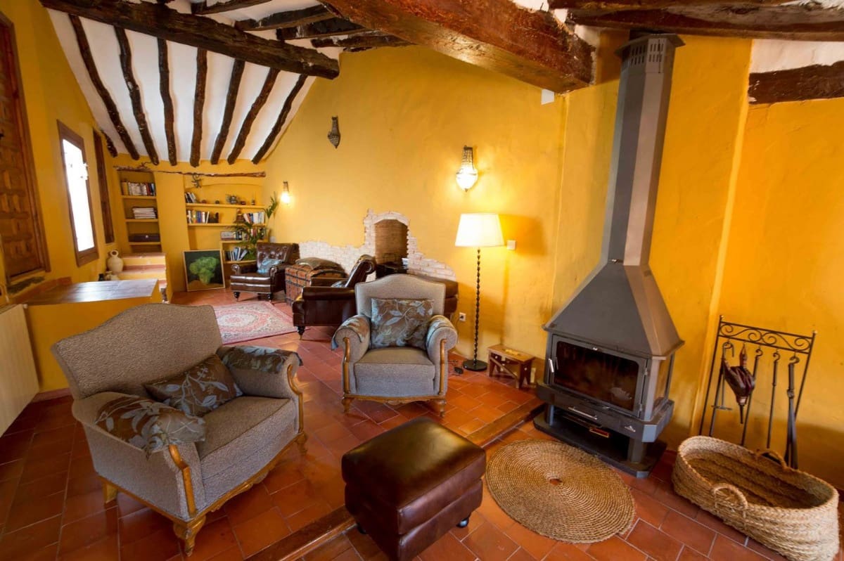 3 bedroom Townhouse for sale in Biar - € 205,000 (Ref: 9276496)