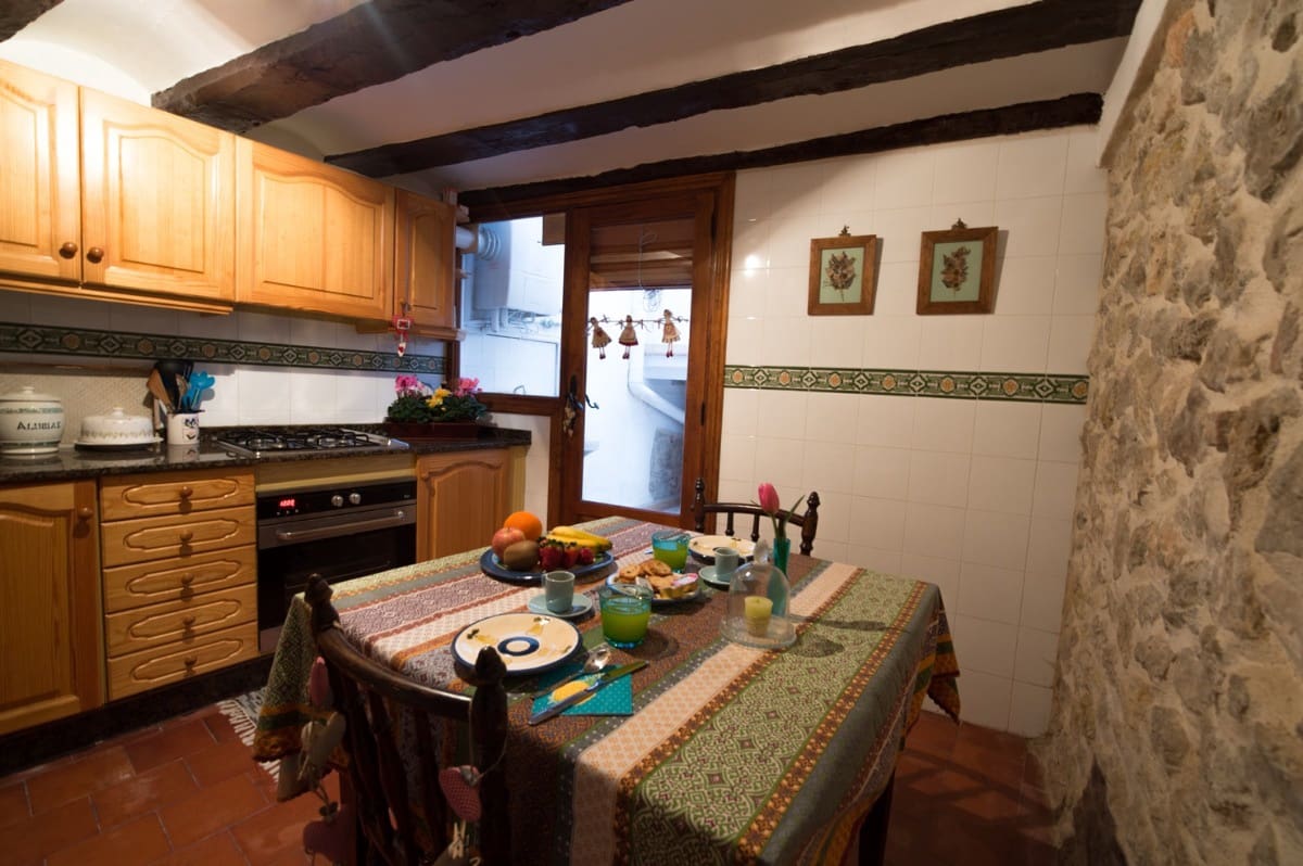 3 bedroom Townhouse for sale in Biar - € 205,000 (Ref: 9276496)