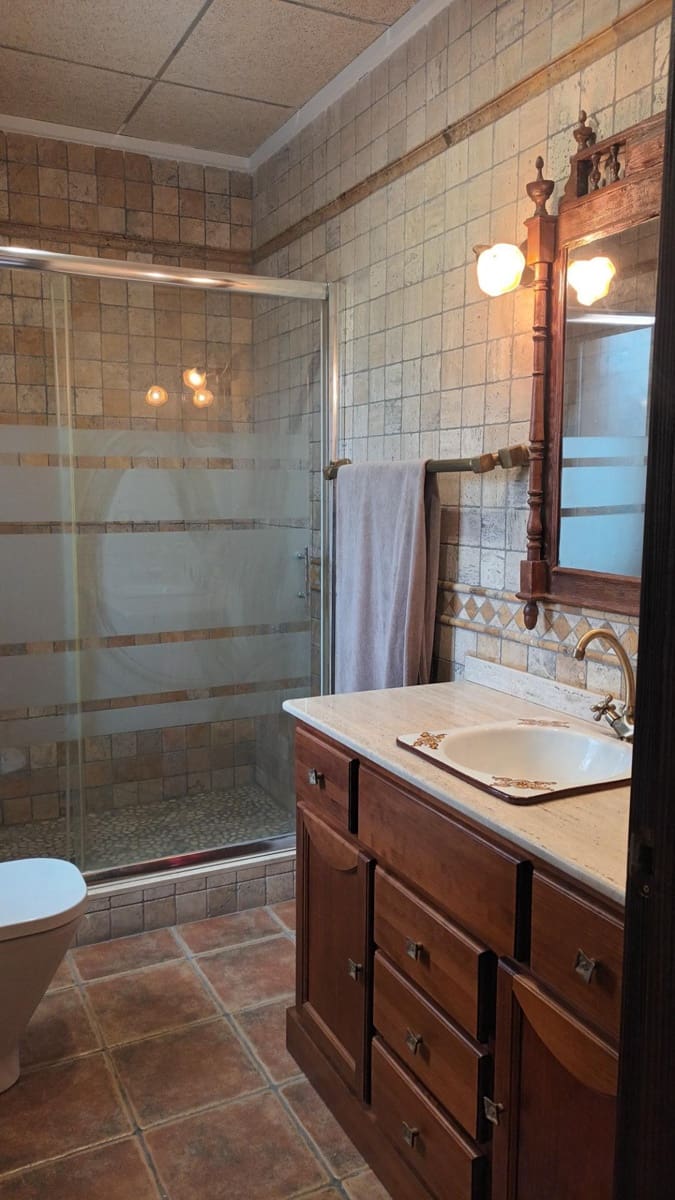 Chalet de 5 habitaciones en Villena en venta con piscina garaje - 450.000 € (Ref: 9276499)