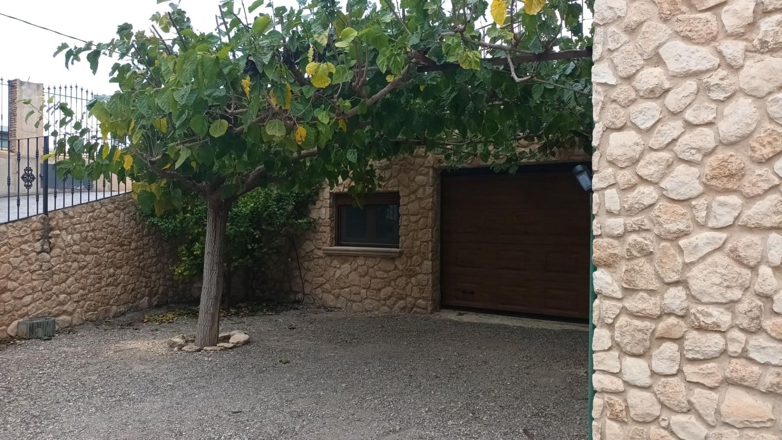 Chalet de 5 habitaciones en Villena en venta con piscina garaje - 450.000 € (Ref: 9276499)