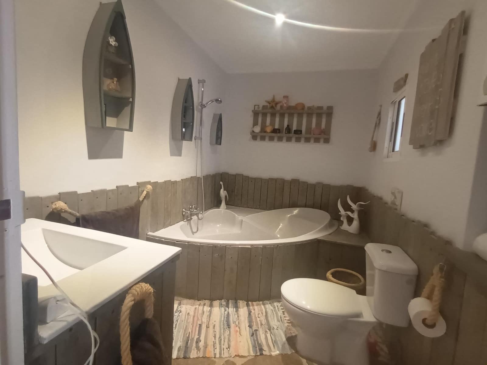 6 sypialnia Willa na sprzedaż w Villena z basenem - 320 000 € (Ref: 9285363)