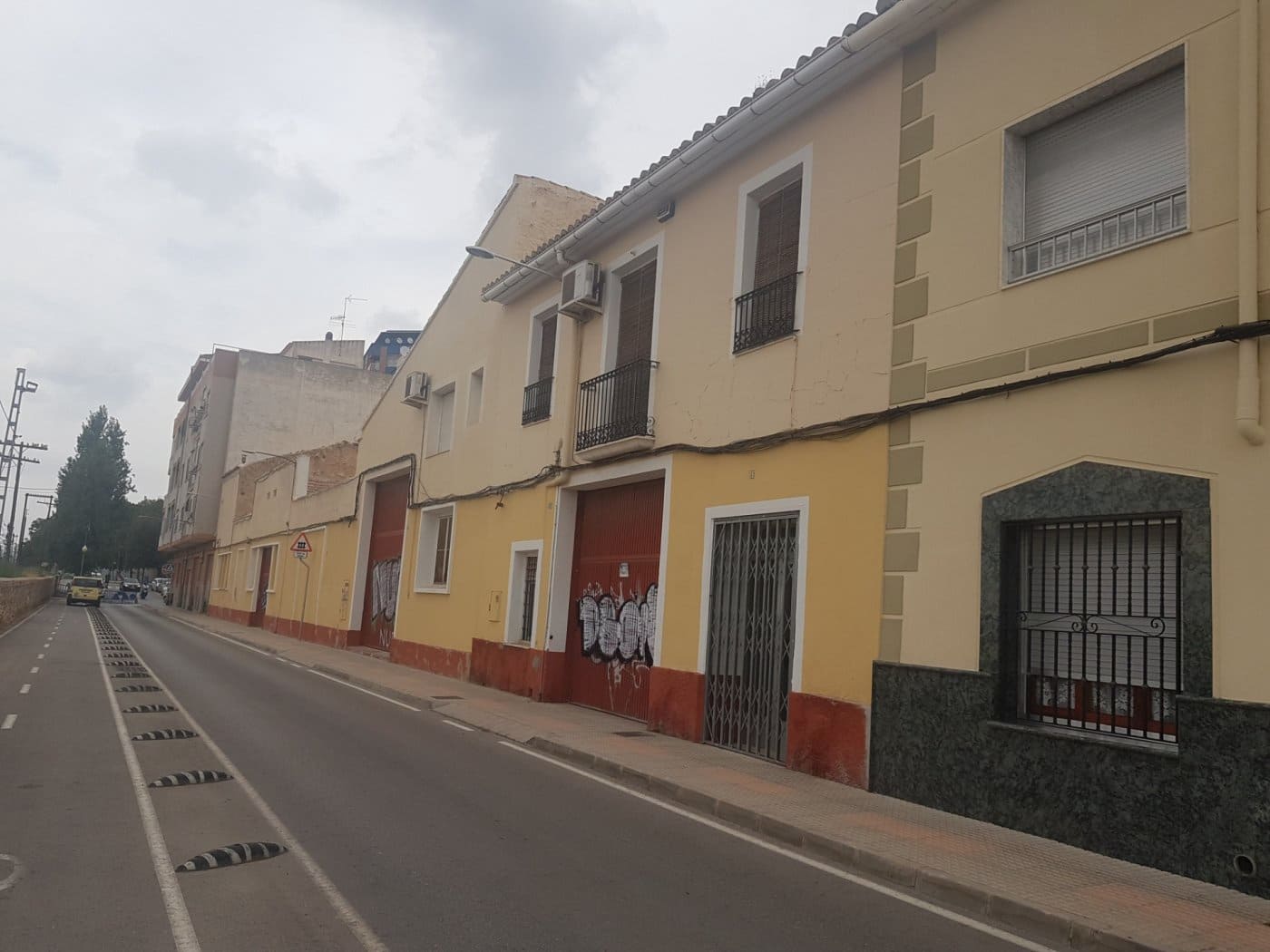 Business for sale in Villena - € 450,000 (Ref: 9341089)