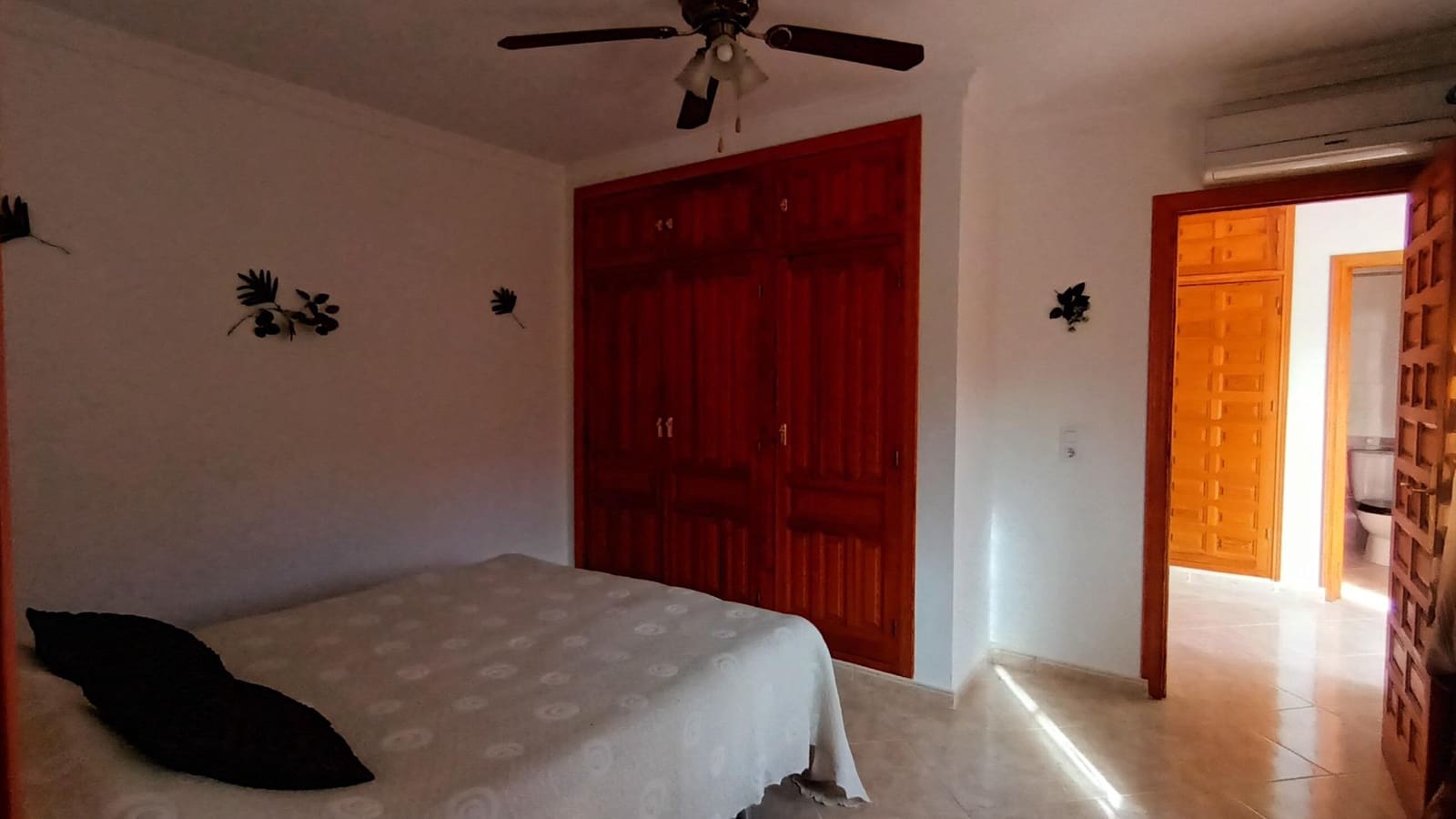 3 sovrum Villa till salu i Villena med pool - 245 000 € (Ref: 9359429)