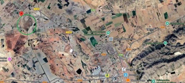 Mark till salu i Villena - 40 000 € (Ref: 9388123)