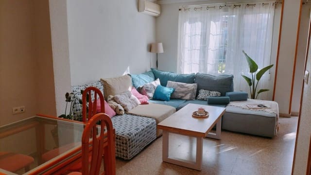 Piso de 3 habitaciones en Villena en venta - 110.000 € (Ref: 9396217)