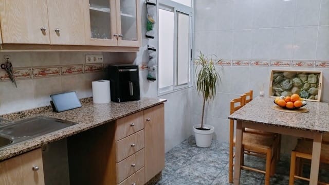 3 soveværelse Lejlighed til salg i Villena - € 110.000 (Ref: 9396217)