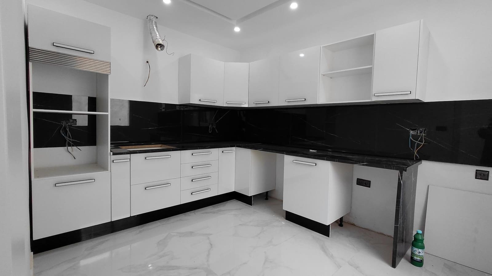 3 makuuhuone Bungalow myytävänä paikassa Villena - 140 000 € (Ref: 9401600)