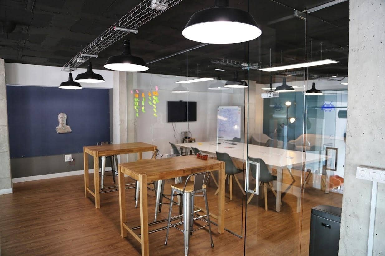 Erhverv til salg i Villena - € 350.000 (Ref: 9440221)