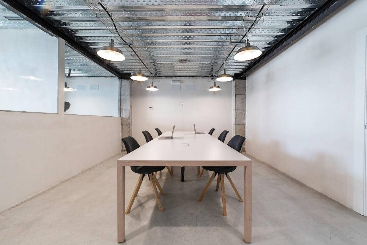 Erhverv til salg i Villena - € 350.000 (Ref: 9440221)