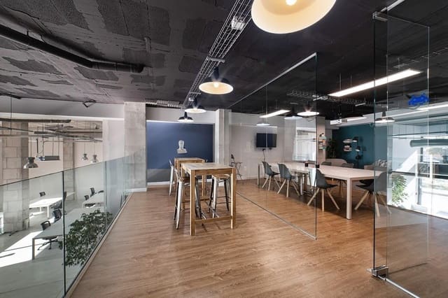 Erhverv til salg i Villena - € 350.000 (Ref: 9440221)