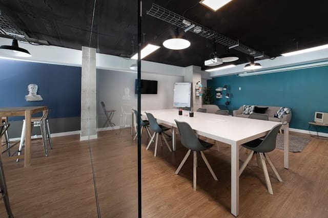 Comercial para venda em Villena - 350 000 € (Ref: 9440221)
