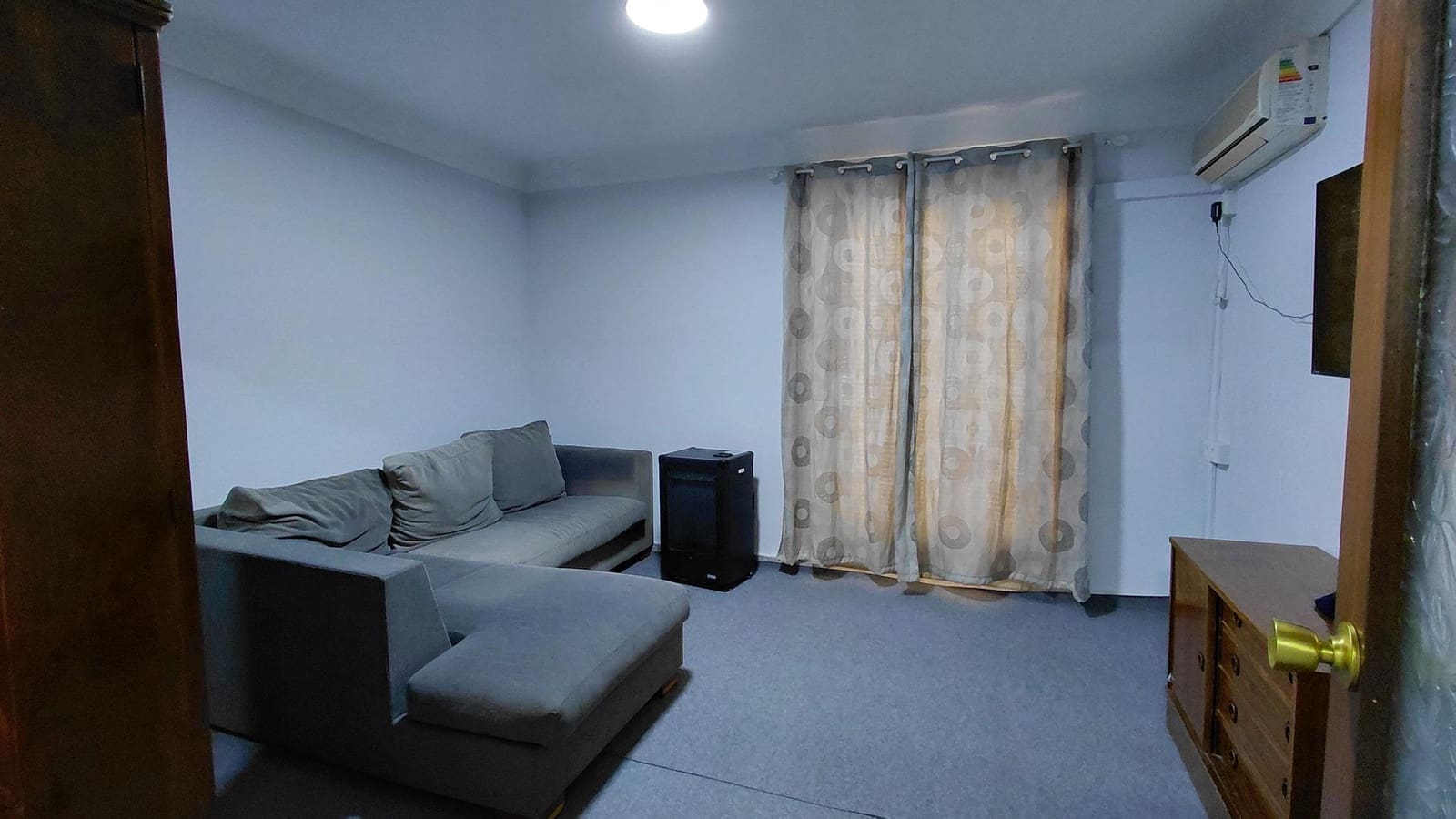 Piso de 3 habitaciones en Villena en venta - 79.000 € (Ref: 9446608)