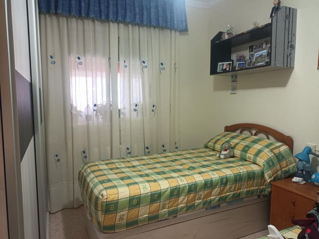 3 slaapkamer Flat te koop in Villena - € 73.500 (Ref: 9474294)