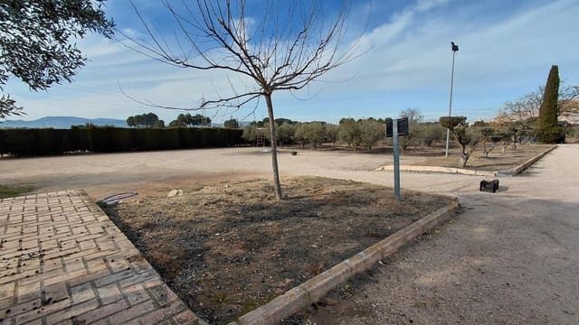 Chalet de 3 habitaciones en Villena en venta con piscina - 315.000 € (Ref: 9611406)