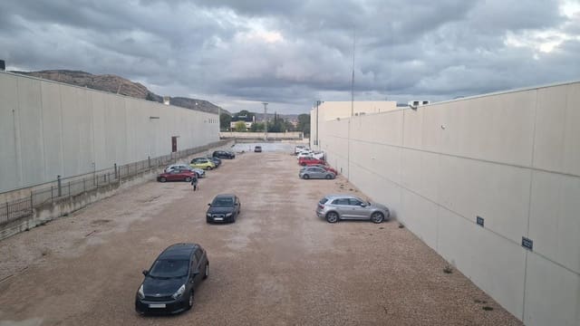 Yritys myytävänä paikassa Elda - 1 950 000 € (Ref: 9630267)