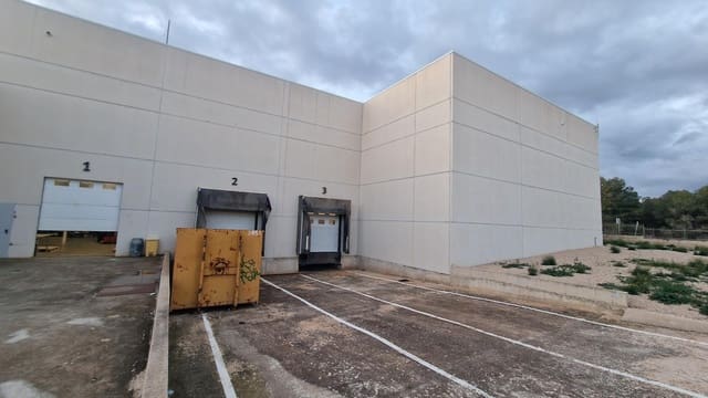 Yritys myytävänä paikassa Elda - 1 950 000 € (Ref: 9630267)