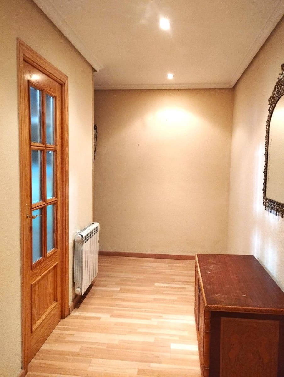 4 bedroom Flat for sale in Ibi - € 160,000 (Ref: 9677616)