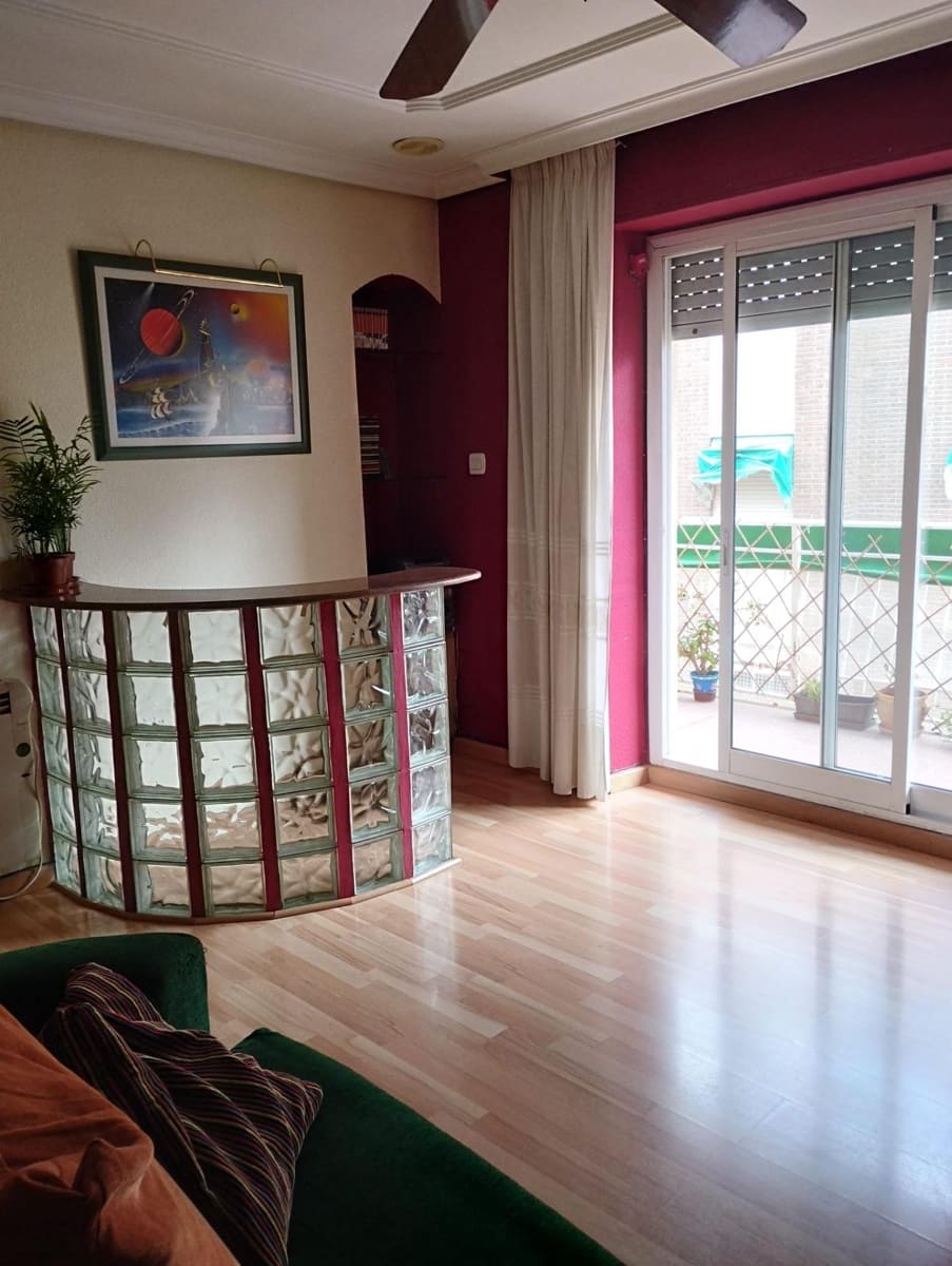 4 bedroom Flat for sale in Ibi - € 160,000 (Ref: 9677616)