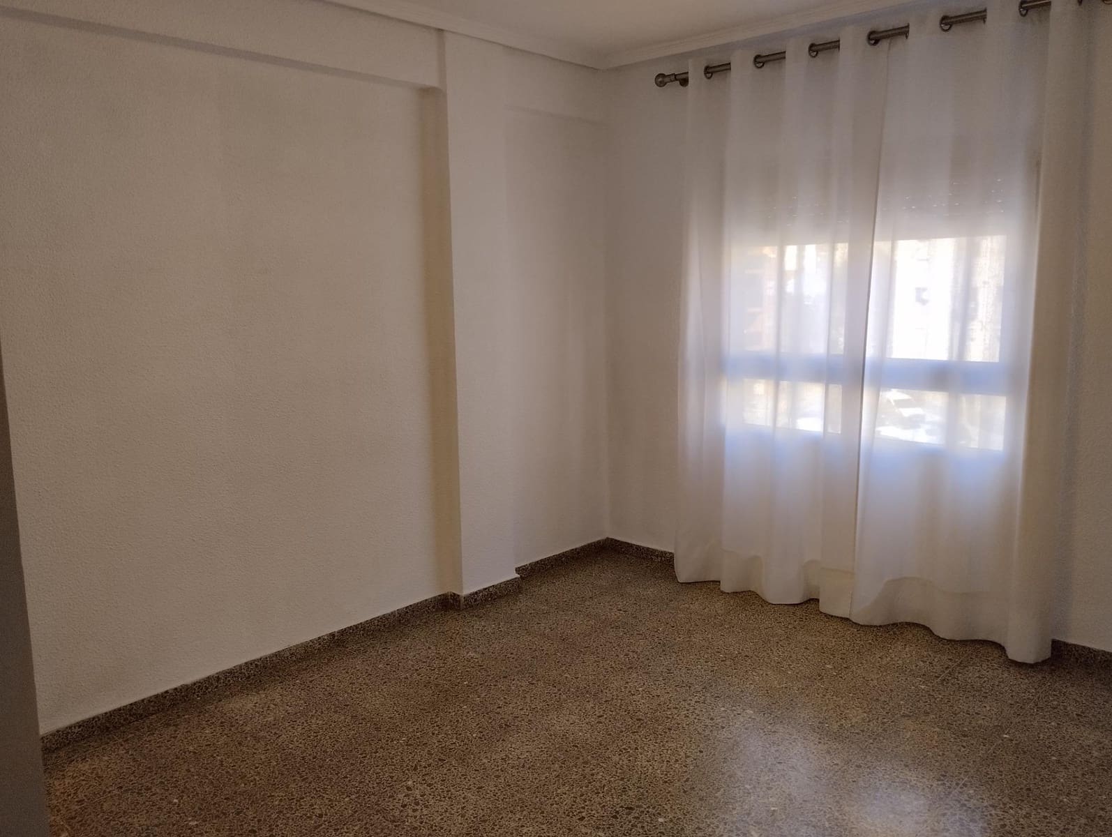 3 sovrum Lägenhet till salu i Valencia stad - 225 000 € (Ref: 9679983)
