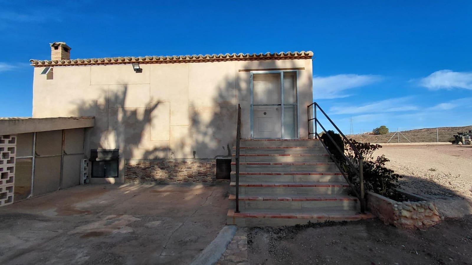 5 sovrum Finca/Hus på landet till salu i Villena med pool - 185 000 € (Ref: 9690958)