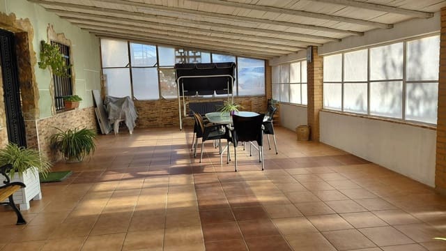 Finca/Casa Rural de 5 habitaciones en Villena en venta con piscina - 185.000 € (Ref: 9690958)