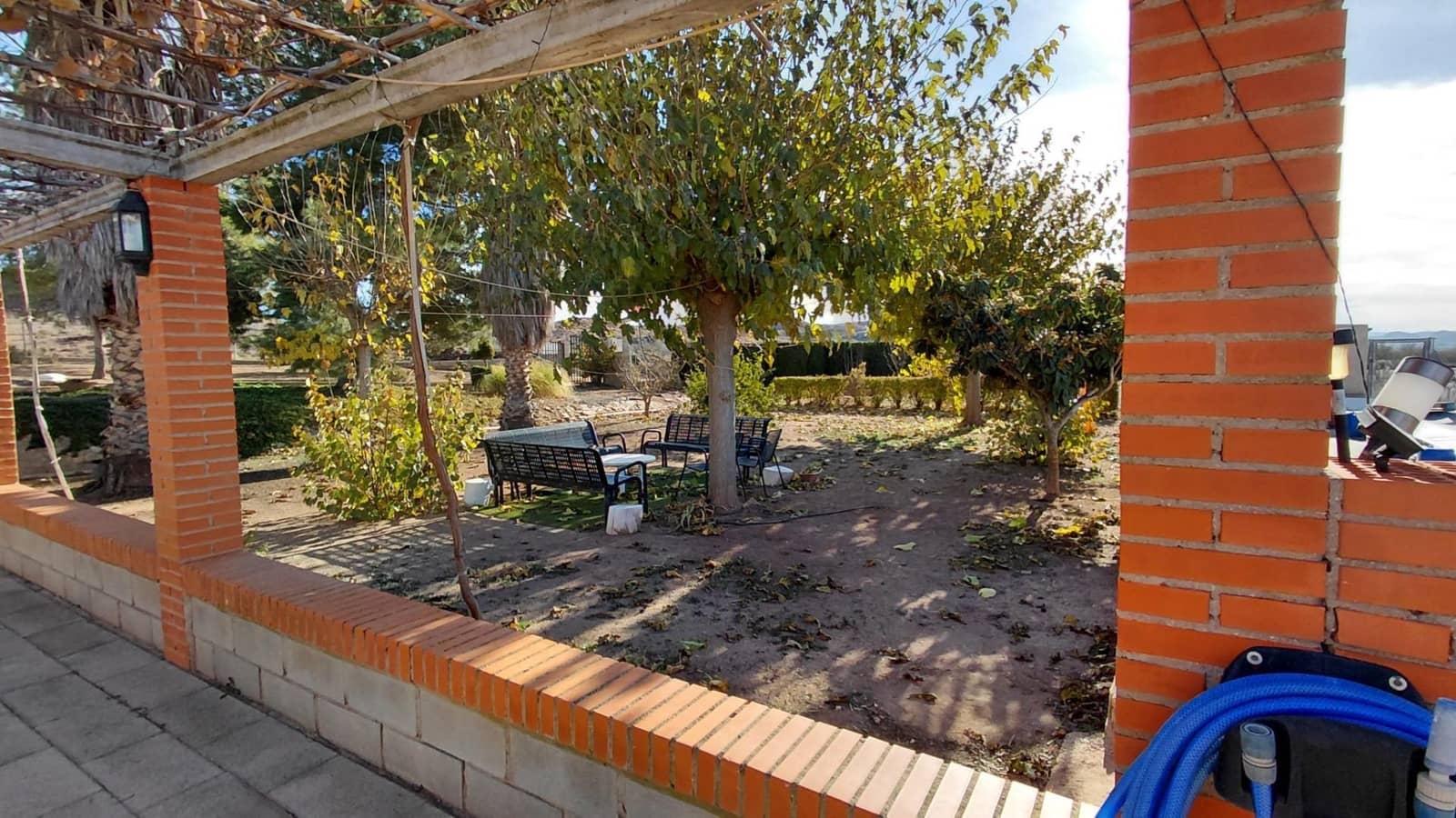 5 Zimmer Finca/Landgut zu verkaufen in Villena mit Pool - 175.000 € (Ref: 9690958)