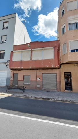 Casa de 4 habitaciones en Villena en venta - 95.000 € (Ref: 9825012)