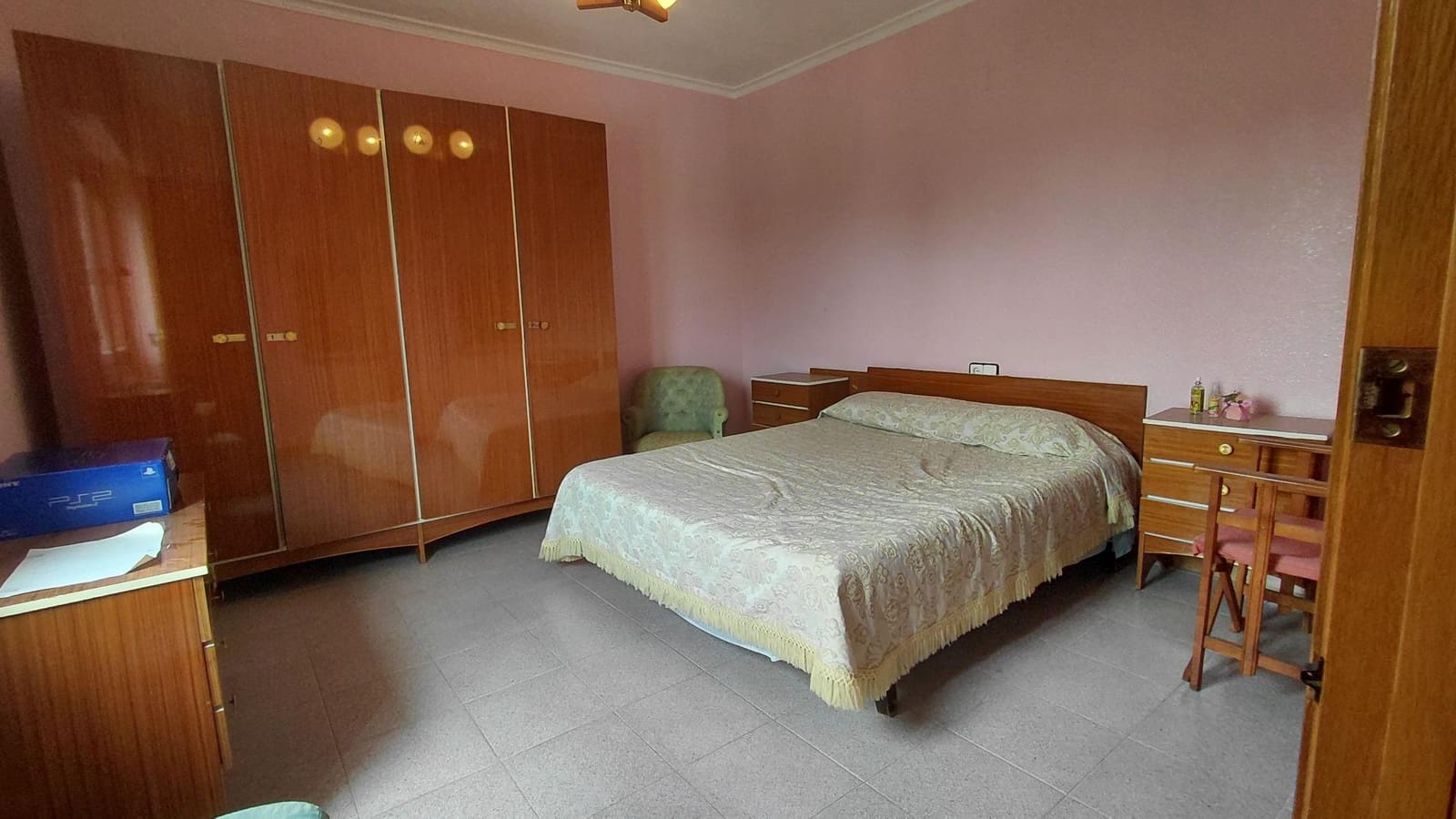 6 bedroom Villa for sale in Villena - € 315,000 (Ref: 9862026)