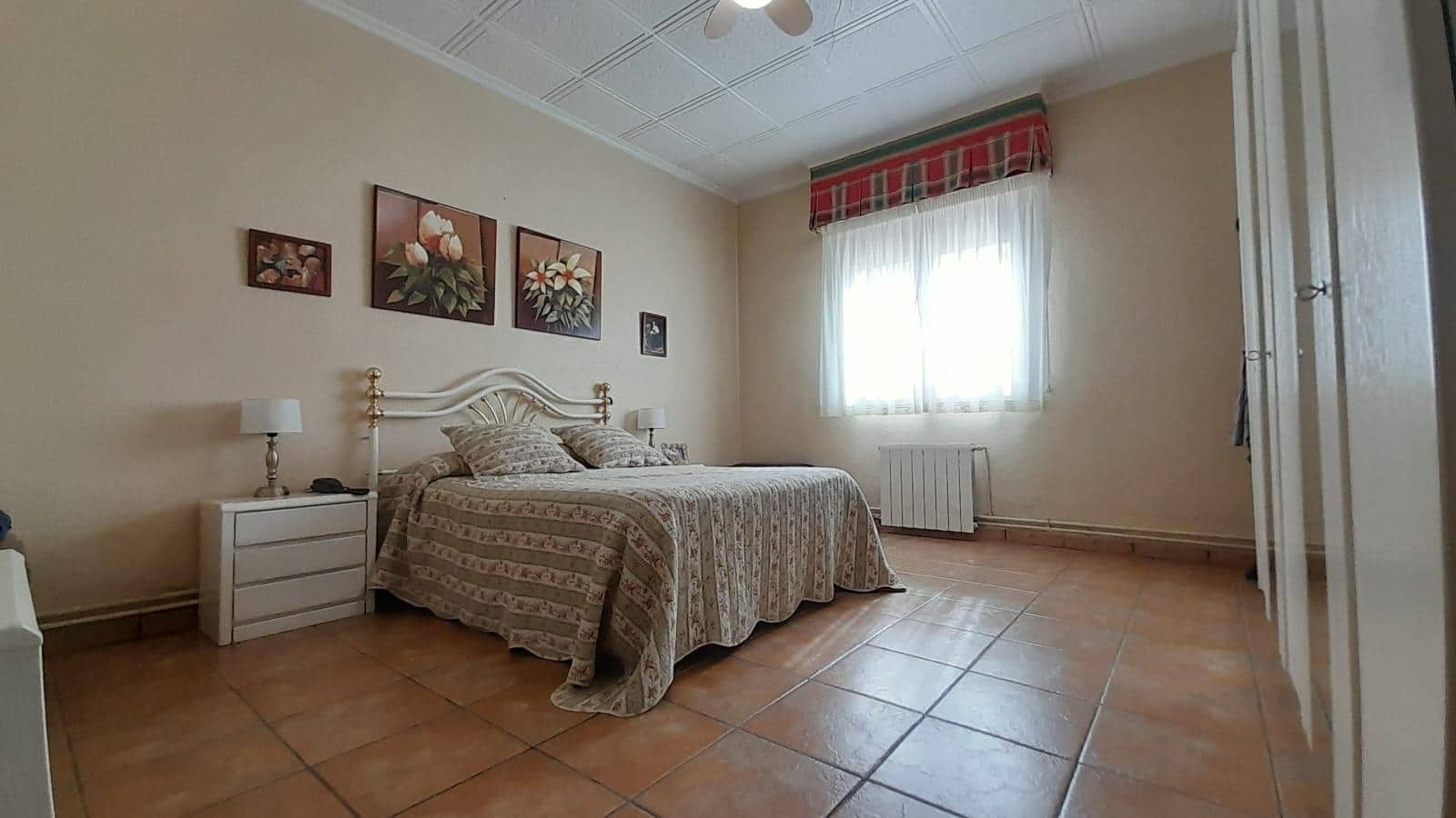5 bedroom Villa for sale in Las Virtudes with pool garage - € 188,000 (Ref: 9903811)